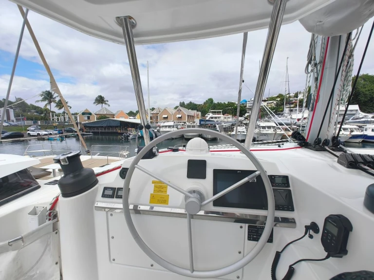 Hire a Bali Bali 4.4 Bas du Fort