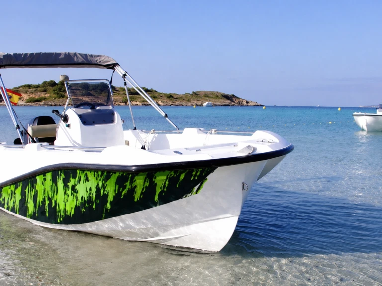 Yacht hire Torredembarra cheap 5.0 SPORT