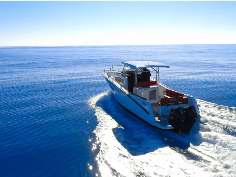 Charter a Pyxis P30 WA in Golfe-Juan on Samboat