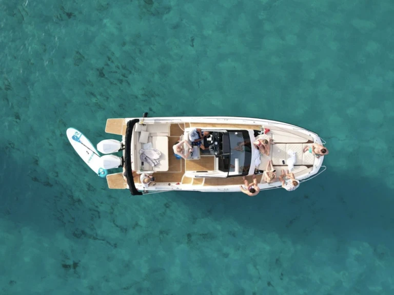 Motorboat to hire Sant Antoni de Portmany at the best price
