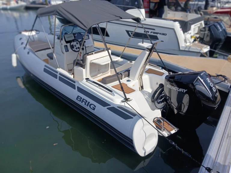 Charter a Brig Eagle 6.7 in Sanguinet on Samboat