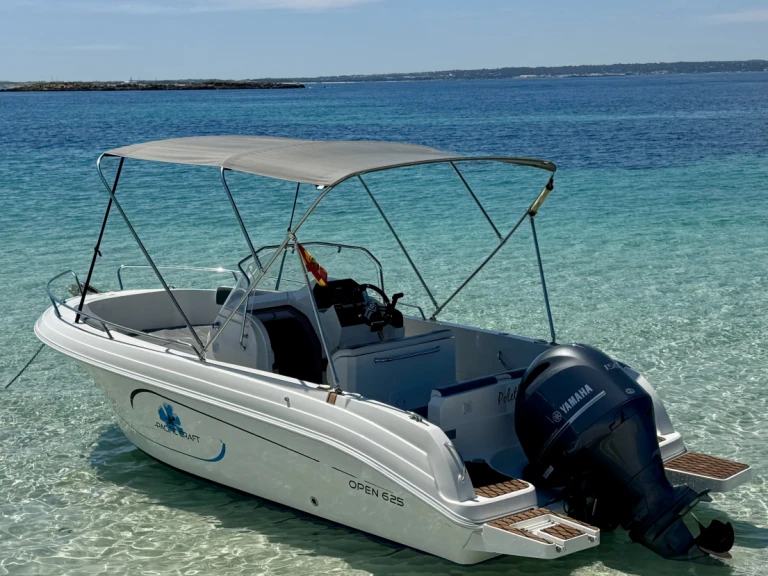Motorboat hire in Ibiza Town - Pacific Craft Pacific Craft 625 Open Trendy