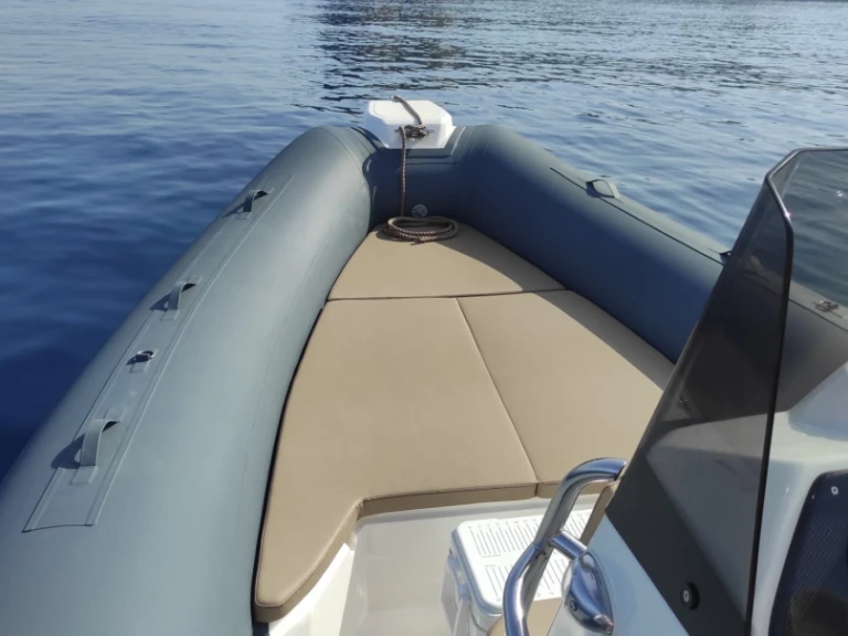 Charter a Blue rib Panama19 in Ponza on Samboat