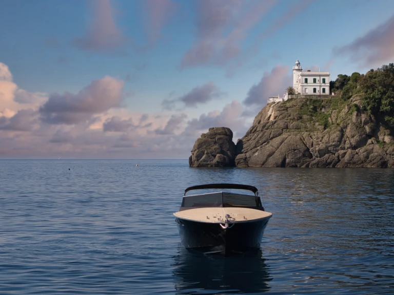 Yacht charter Saint-Tropez - Magnum 38 on SamBoat