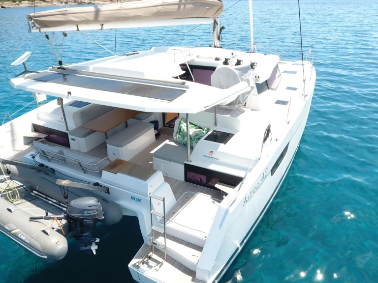 Catamaran hire in Athens - Fountaine Pajot Astrea 42