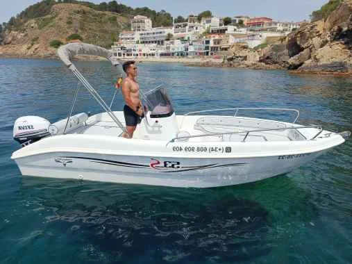 Motorboat to hire Palamós at the best price