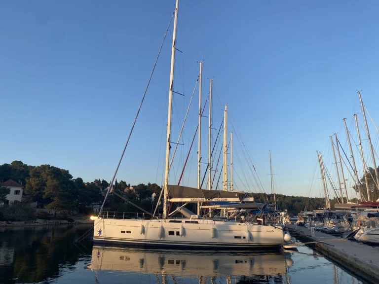 Sailboat hire in Porto-Vecchio - Hanse Hanse 575