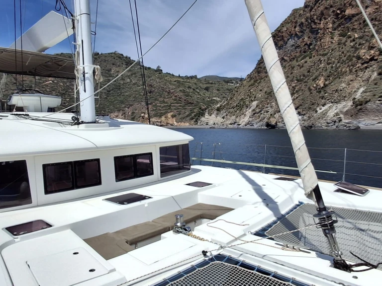 Catamaran hire in Capo d'Orlando - Lagoon Lagoon 560