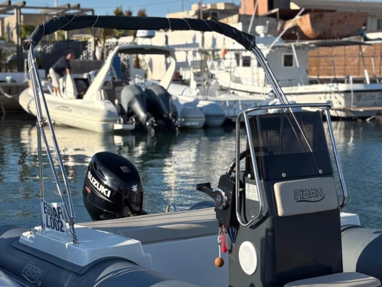 Hire RIB with or without skipper Noah Trapani