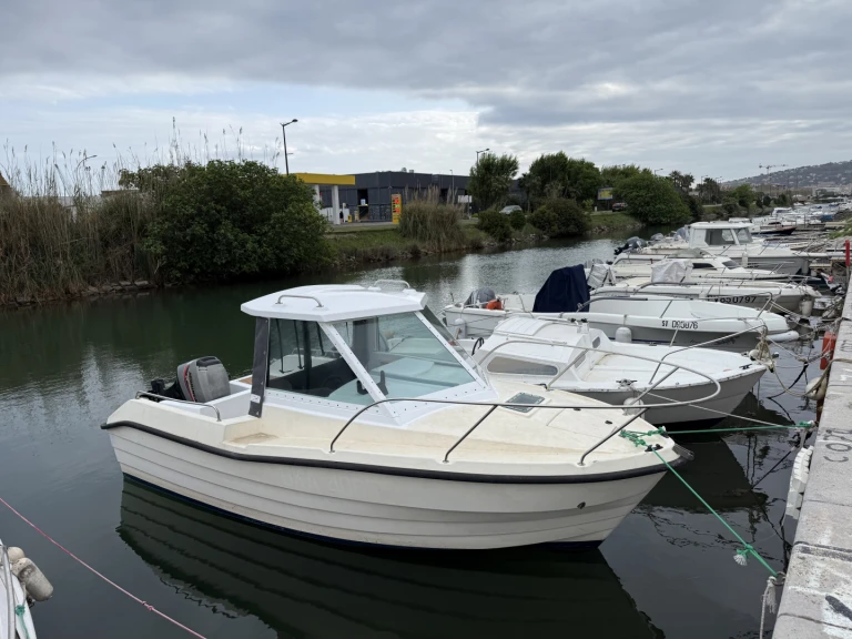 Motorboat to hire Sète at the best price