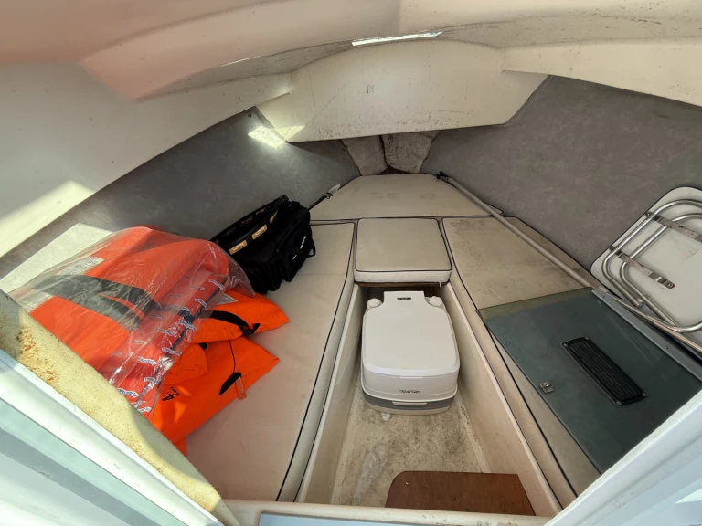 Yacht charter Sète - Clear Clear liner 530 on SamBoat