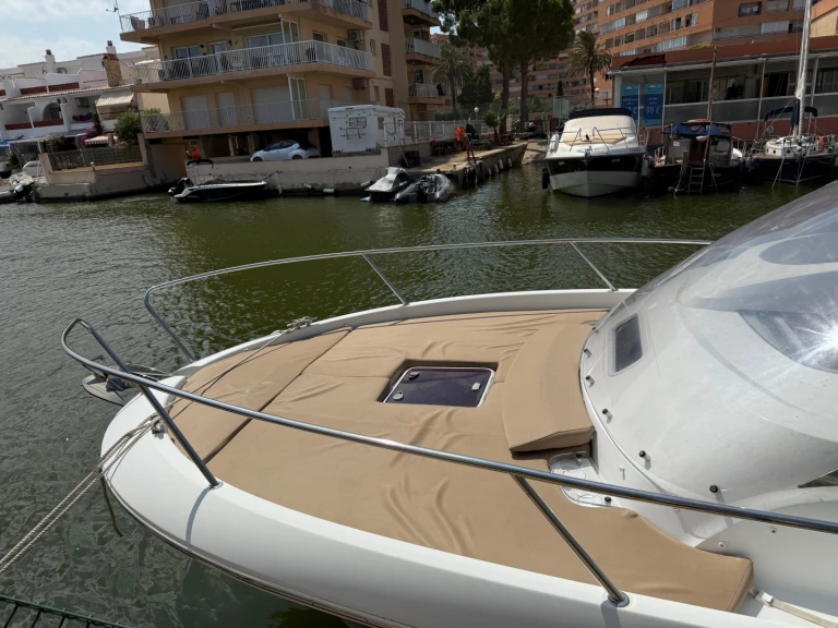 Hire Motorboat with or without skipper BravaBoats Roses