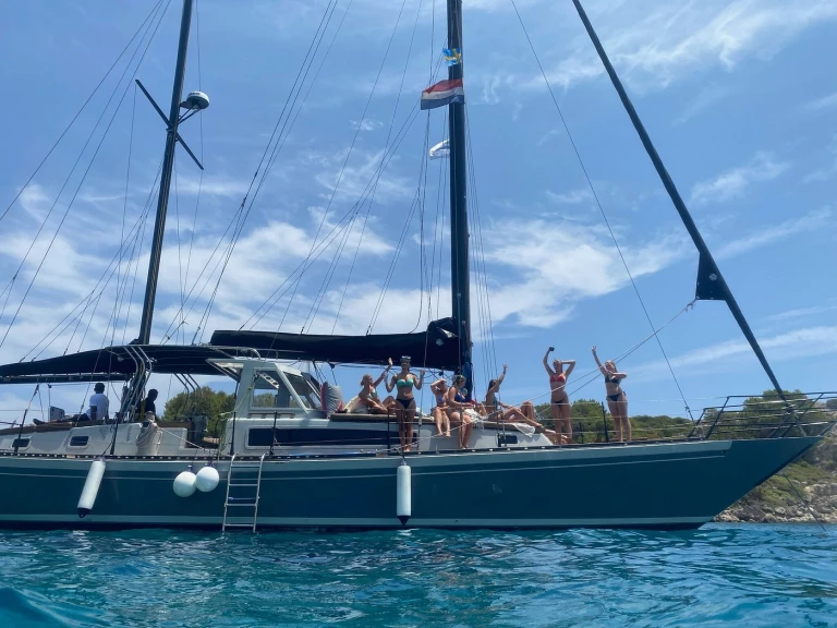Sailboat to hire Rhodes (City) at the best price