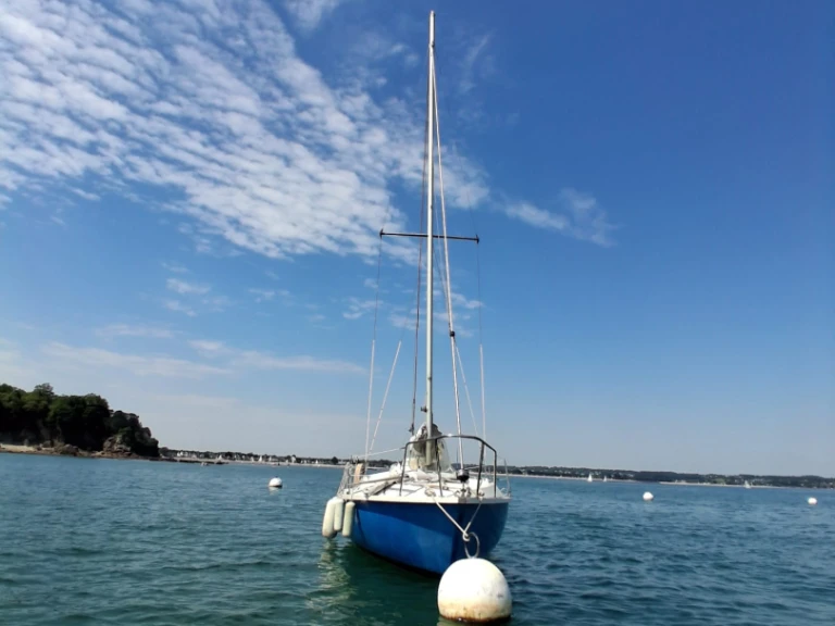 Charter a Edel Edel 660 in Port la Forêt on Samboat