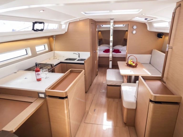 Sailboat hire in Sývota - Jeanneau Sun Odyssey 440