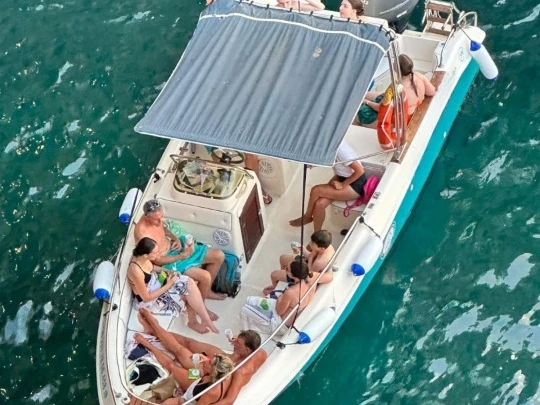 Motorboat hire in Polignano a Mare - Marinello Eden 22