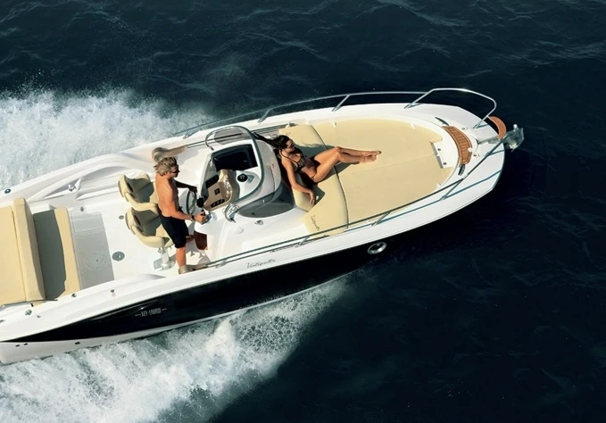 Charter a Sessa Marine Sessa Marine Key Largo 20 in Trogir on Samboat