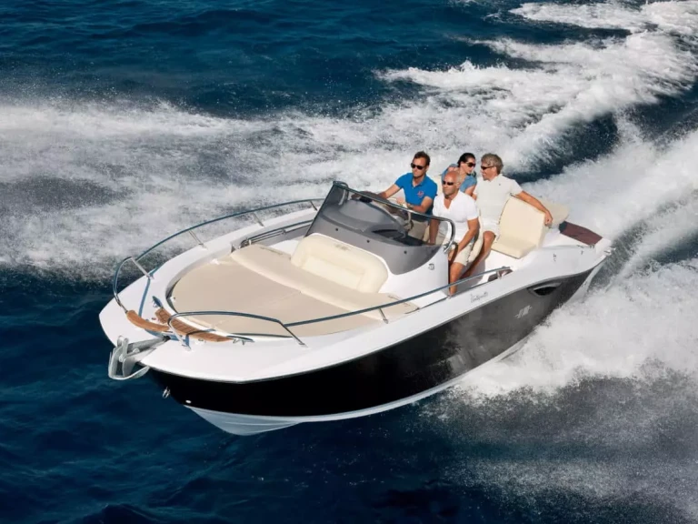 Motorboat to hire Trogir at the best price