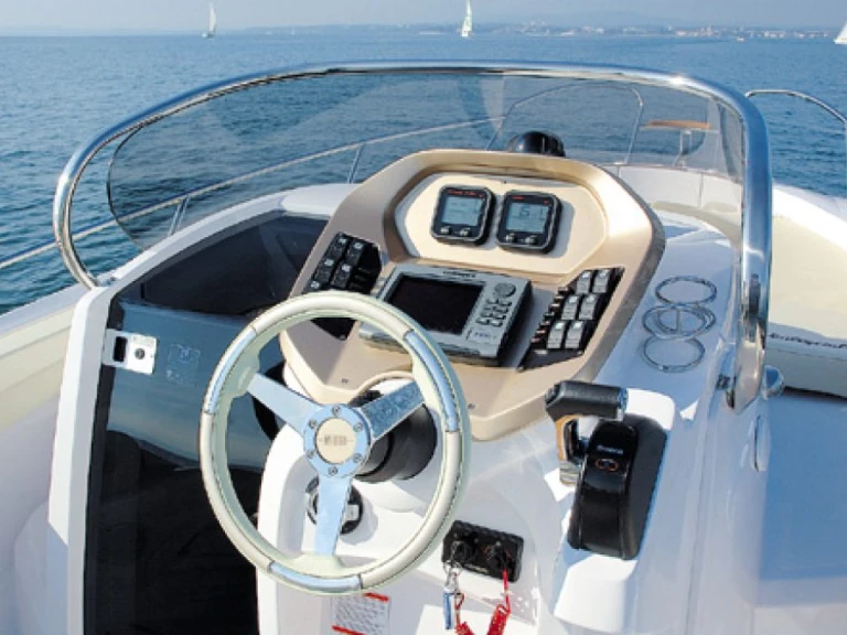 Yacht charter Trogir - Sessa Marine Sessa Marine Key Largo 20 on SamBoat
