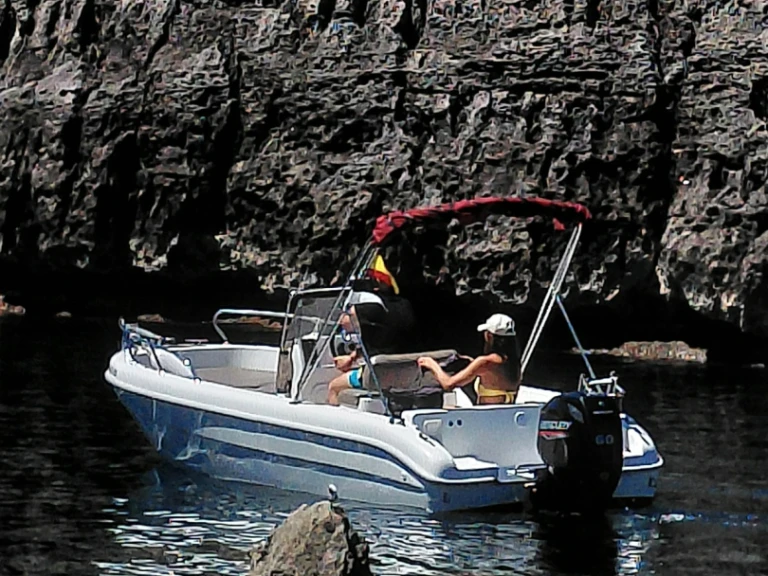 Hire a Saver OPEN 520 Ciutadella de Menorca