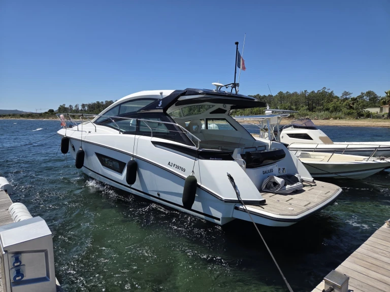 Hire Motorboat with or without skipper Bénéteau Porto-Vecchio