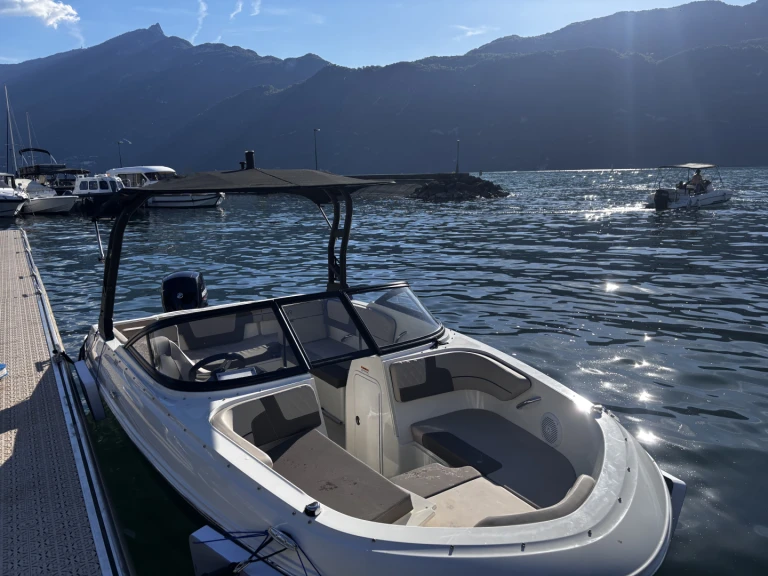 Motorboat to hire Aix-les-Bains at the best price