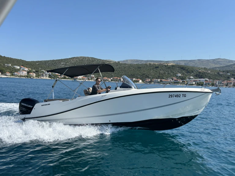 Yacht charter Trogir - Quicksilver Activ 755 Open on SamBoat