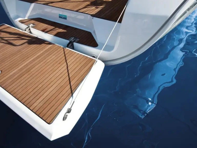Yacht charter Zadar - Bavaria Cruiser 37 on SamBoat
