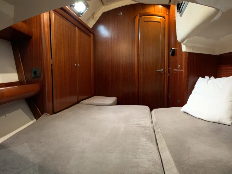 Hire Sailboat with or without skipper Bavaria Nydri