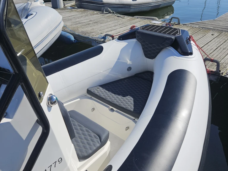 RIB hire in Pornichet - 3D Tender TR54