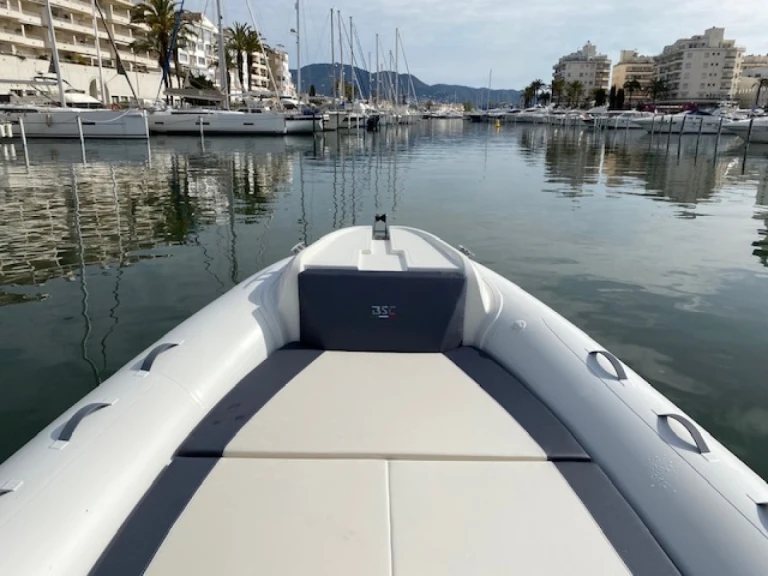 Hire RIB with or without skipper Bsc Grand Piquey