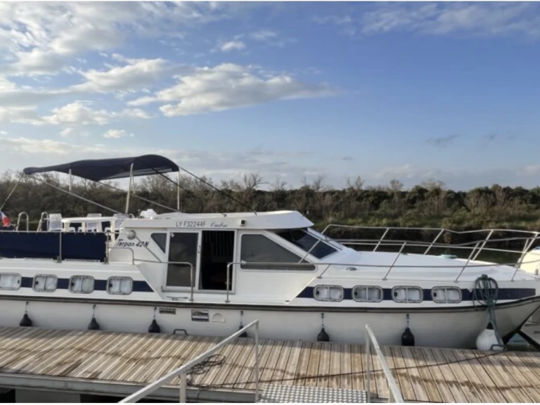 Tarpon Tarpon 790 Lx charter bareboat or skippered in  Marseille
