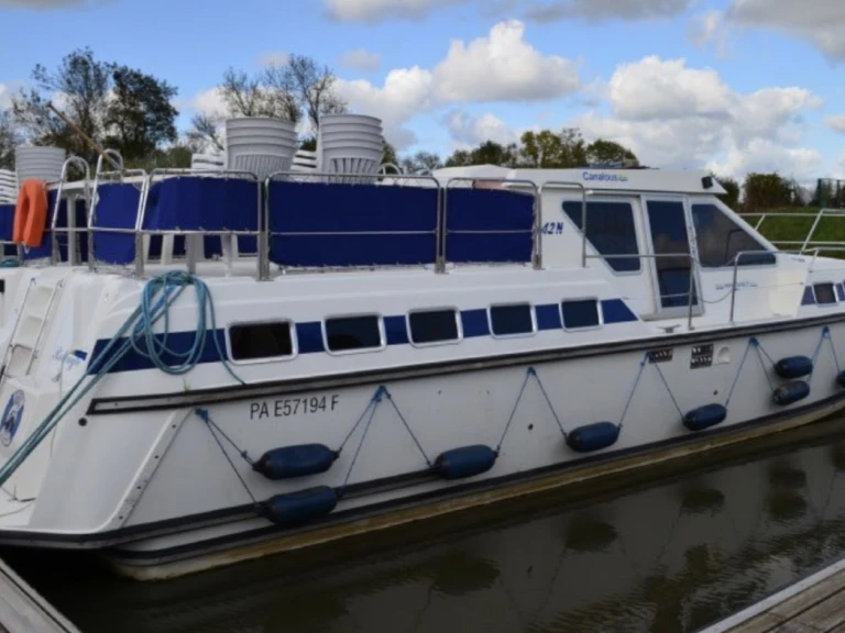 Yacht charter Marseille - Tarpon Tarpon 790 Lx on SamBoat