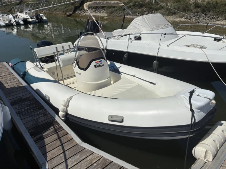 Yacht hire Le Pouliguen cheap Valiant 650 Cruiser