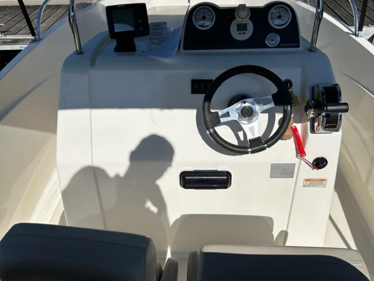 Charter a Quicksilver Activ 535 Open in Aix-les-Bains on Samboat