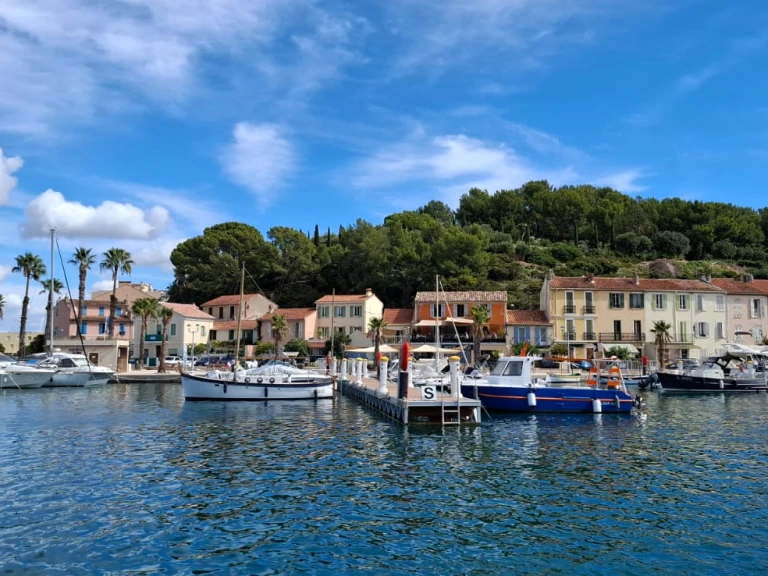 Yacht charter France - Jeanneau Rush on SamBoat