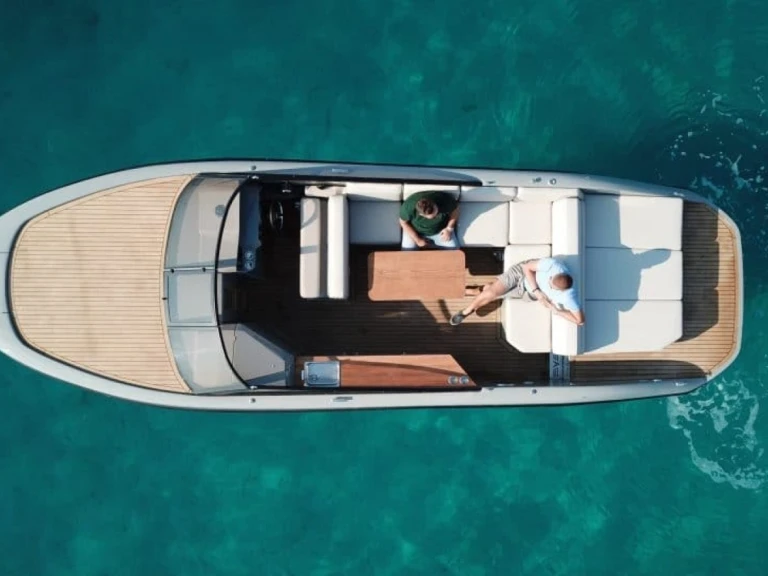 Hire a Rand Leisure 28 Mandelieu-la-Napoule