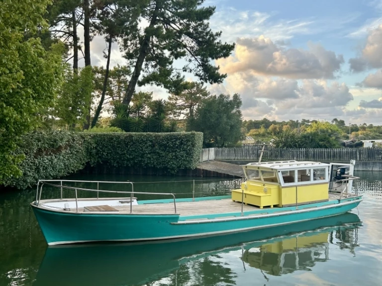Yacht charter Lège-Cap-Ferret - Dupouy Plate on SamBoat