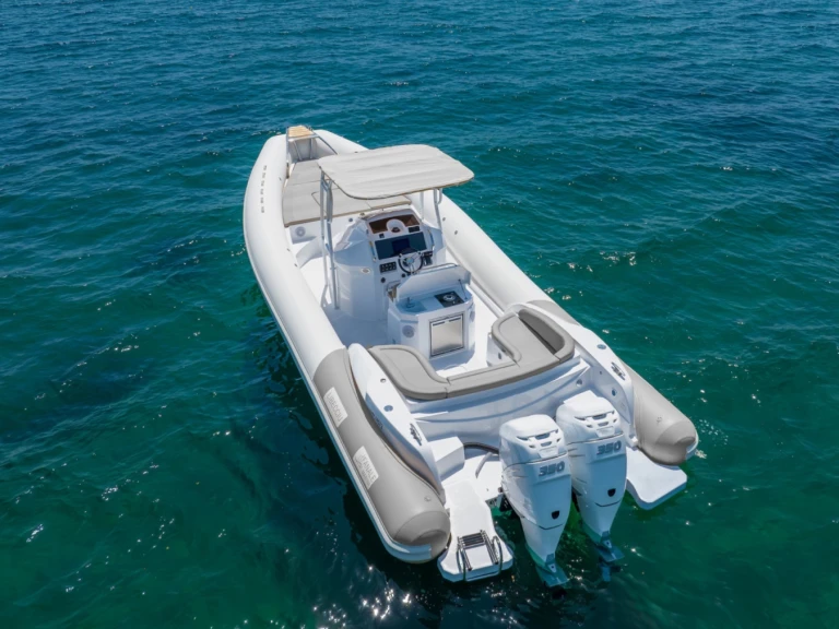 RIB hire in Bandol - U FANALE LIBECCIU 1000