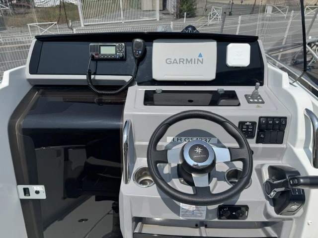 Motorboat to hire La Rochelle at the best price