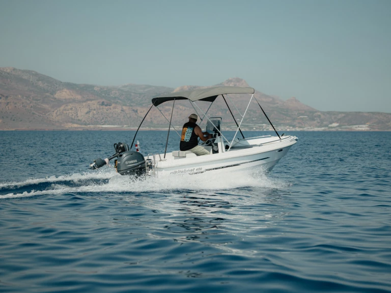 Hire Motorboat with or without skipper Nikita Órmos Makry-Gialoú