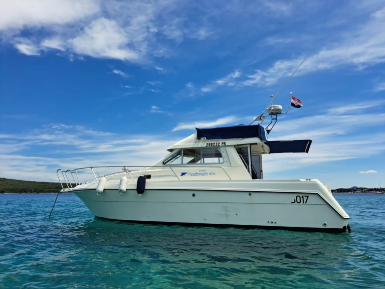 Yacht charter World - Rodman Rodman 970 Fly Bridge on SamBoat