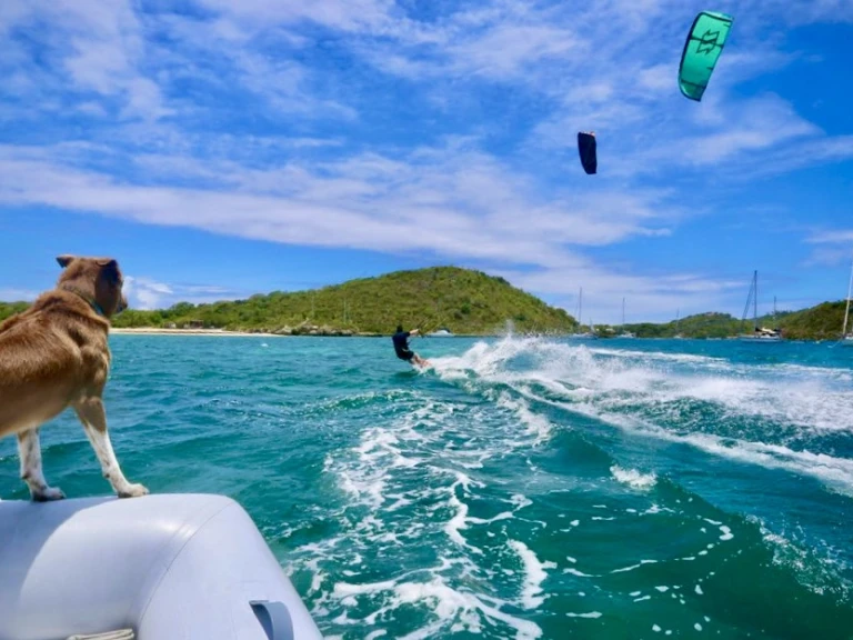 Yacht hire Tortola cheap Lucia 40