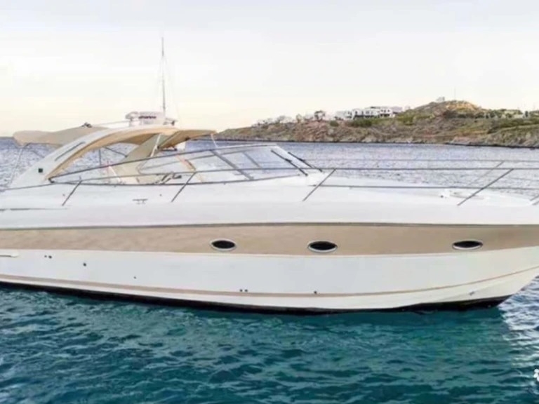Motorboat hire in Taormina - Bavaria Bavaria 37 Sport