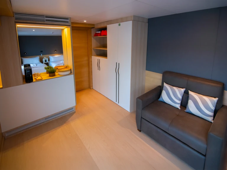 Hire a  Luxury Motor Yacht - Tribute Puerto Baquerizo Moreno