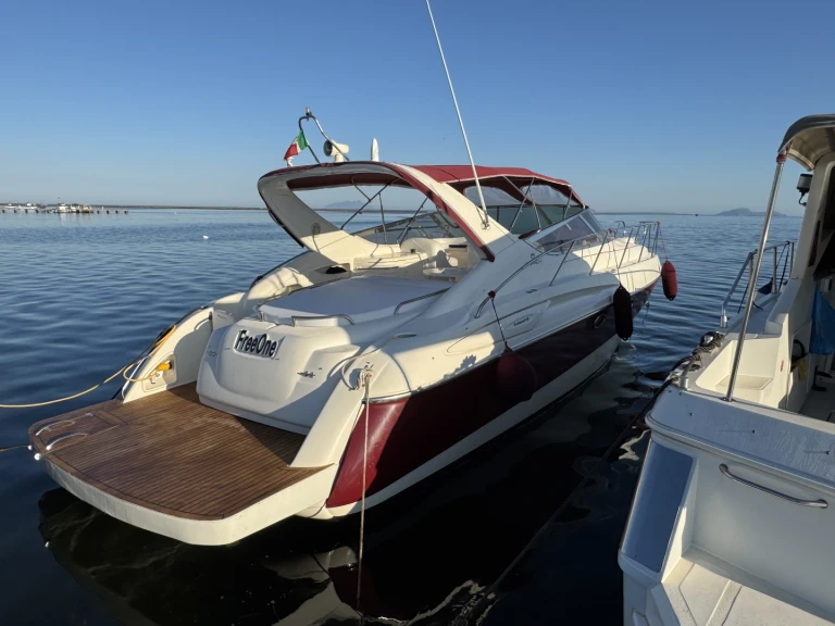 Hire a Cranchi Endurance 39 Marsala