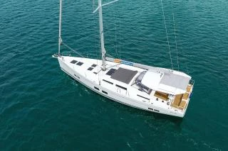 Hire Sailboat with or without skipper Hanse Pirovac