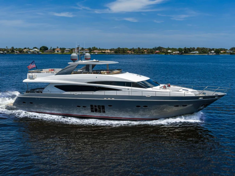 Luxury Yacht to hire State of Florida at the best price
