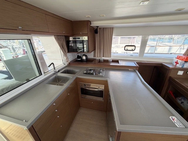 Catamaran to hire Sukošan at the best price