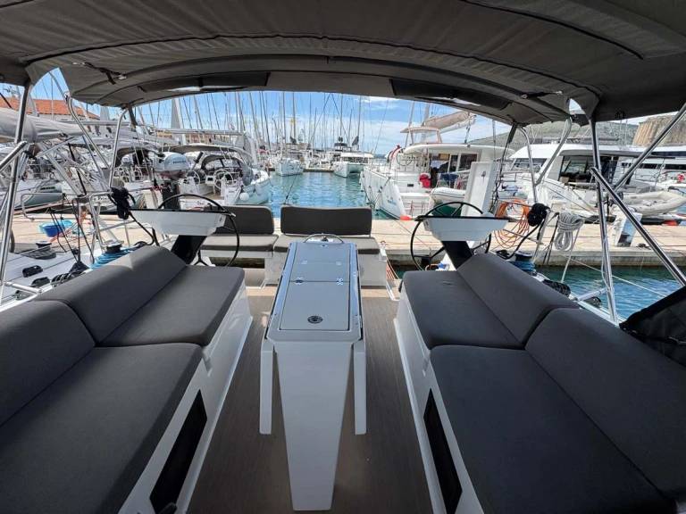 Yacht charter Trogir - Dufour Dufour 41 on SamBoat